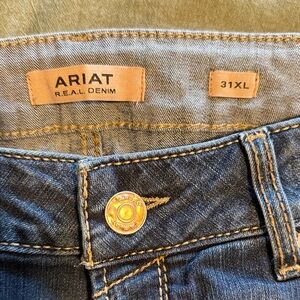 Ariat R.E.A.L Denim Jeans in Dark Blue